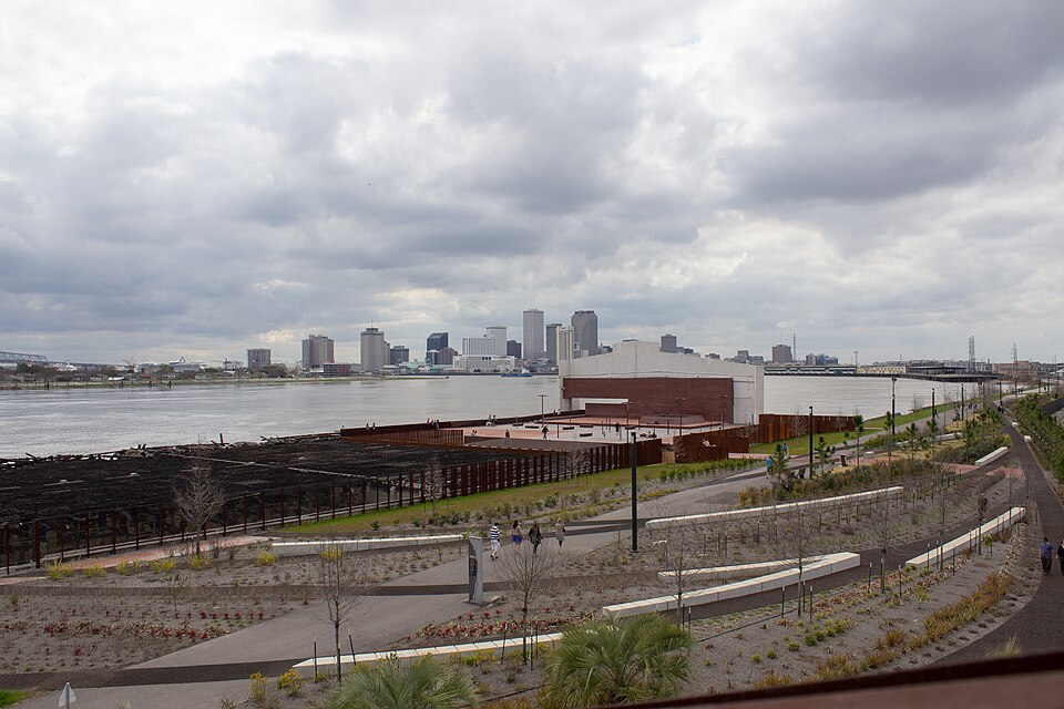 File:Crescent Park - New Orleans - From top of Arch.jpg
