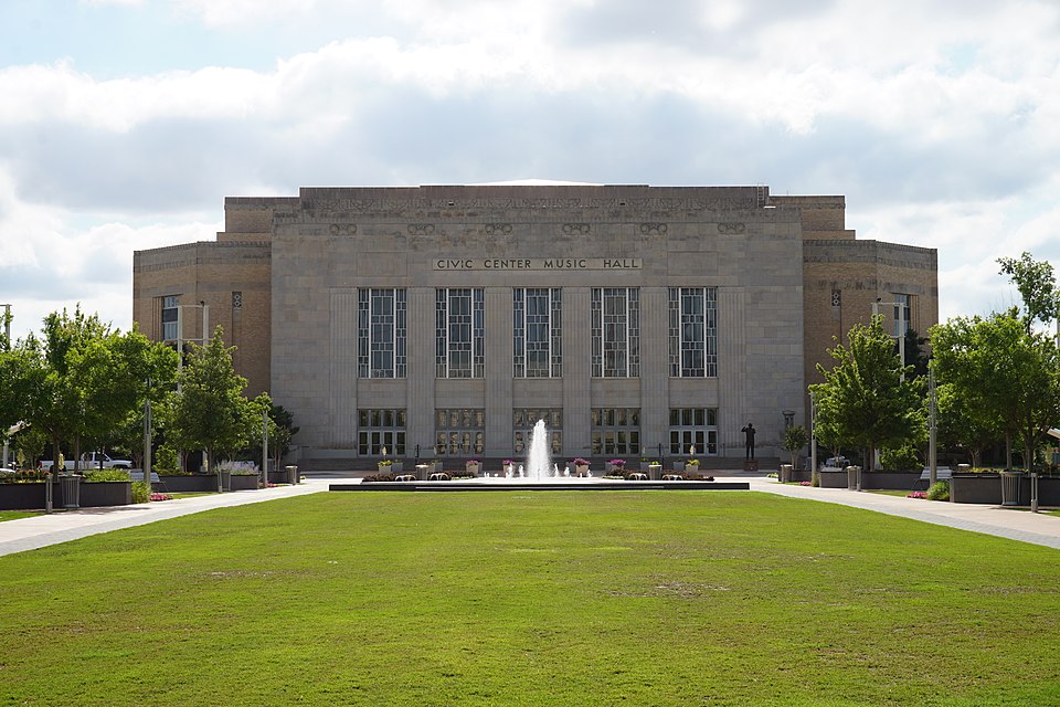 File:Oklahoma City May 2016 32 (Civic Center Music Hall).jpg