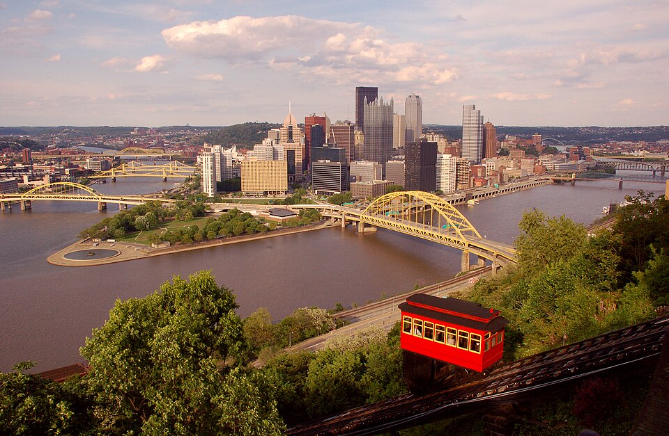 File:Pittsburgh view-from-incline sm.jpg